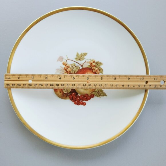 Vintage PM Jaeger & Co. Harvest Dinner Plate, Red Apple & Berry, Heavy Gold Trim - Picture 7 of 10